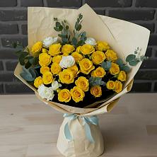 Букет цветов из:  Розы в Молочные Дворы