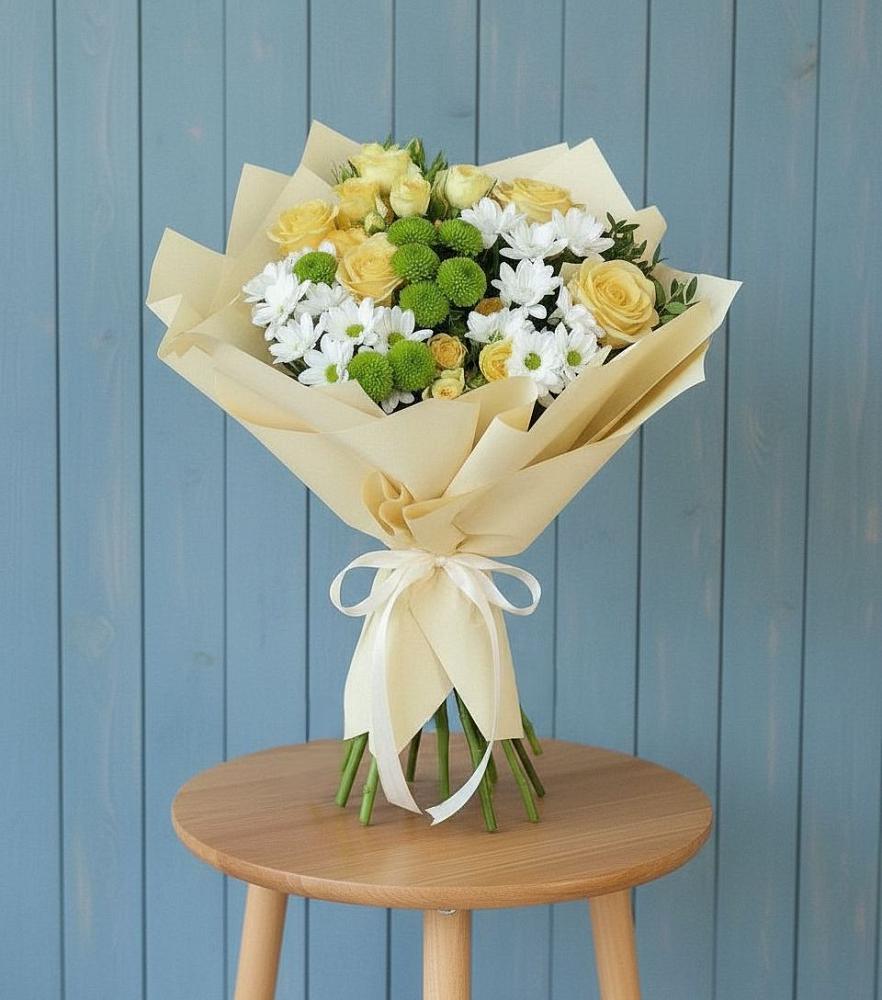 Букет цветов из: Хризантемы и Розы в Молочные Дворы