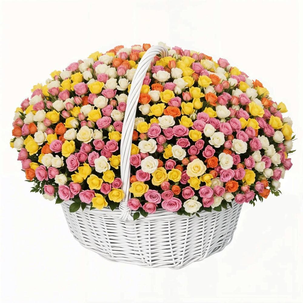 Премиум букет из: Розы в Молочные Дворы