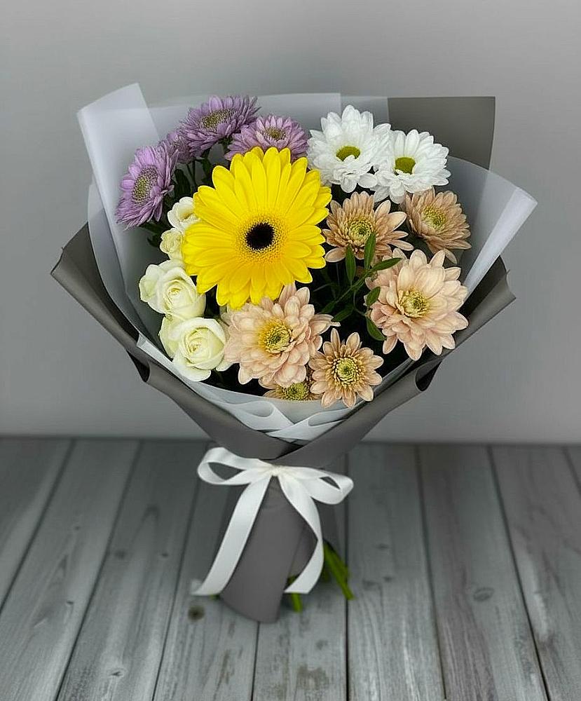 Букет цветов из: Розы, Герберы и Хризантемы в Молочные Дворы