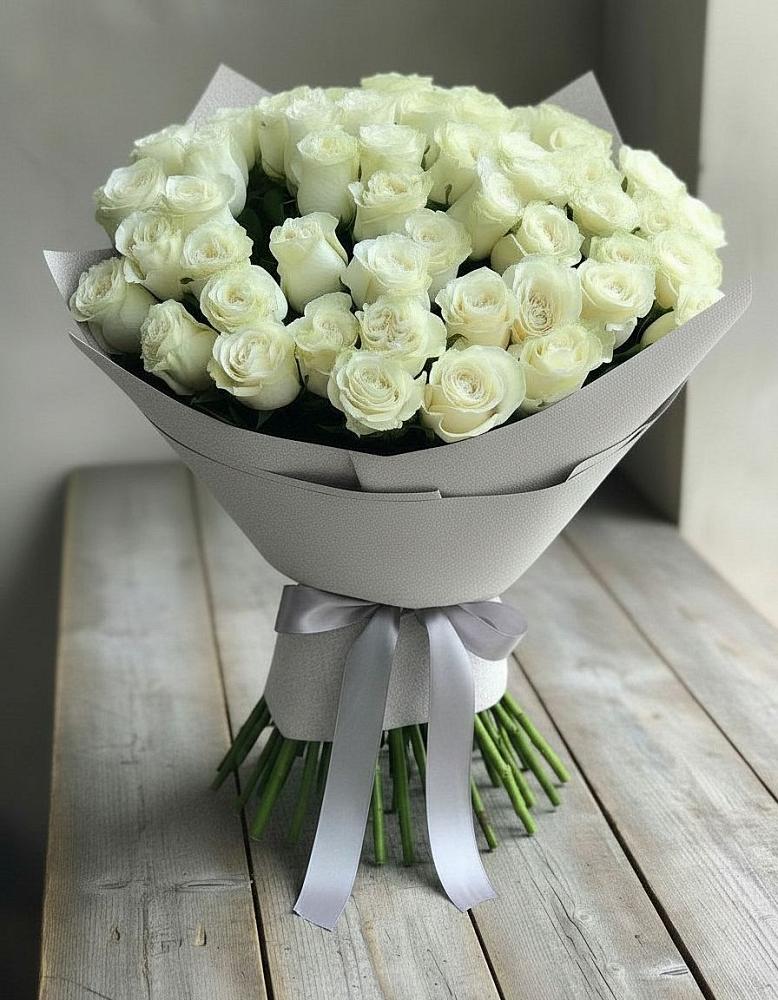 Букет 35 Белых роз в Молочные Дворы