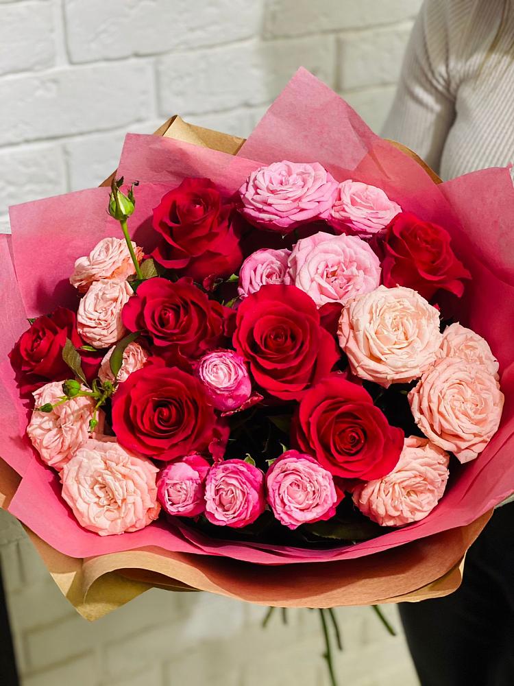 Букет цветов из: Розы в Молочные Дворы