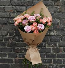 Букет цветов из:  Розы #REPLACE_PRED# Молочные Дворы