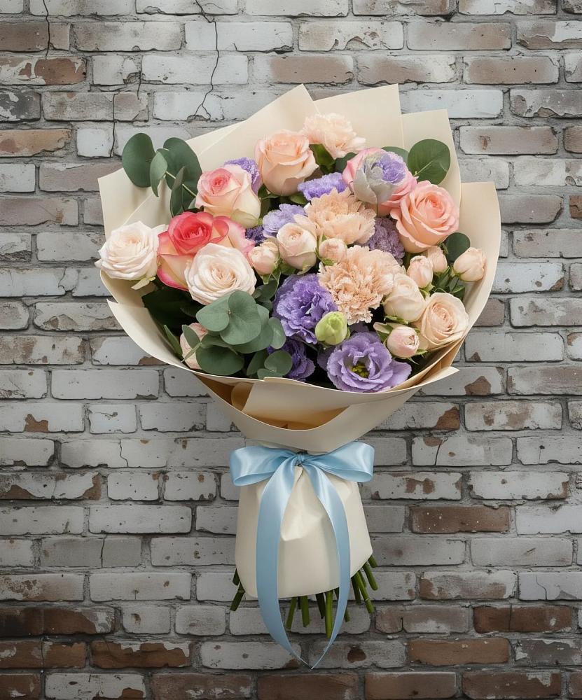 Букет цветов из: Розы, Лизиантусы и Гвоздики в Молочные Дворы