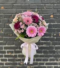 Букет цветов из:  Герберы и Хризантемы в Молочные Дворы
