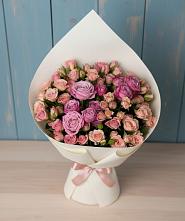 Букет цветов из:  Розы #REPLACE_PRED# Молочные Дворы