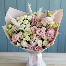 Букет цветов из:  Альстромерии и Розы в Молочные Дворы